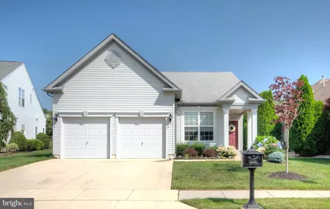 77 Snapdragon Ct, Sewell, NJ 08080