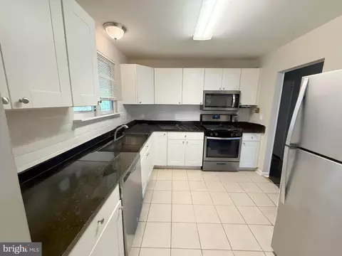 Kitchen - 433 Edsam Ave, Pitman, NJ 08071 photo 1 of 1