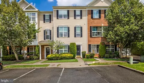 404 Brandywine Dr, Williamstown, NJ 08094