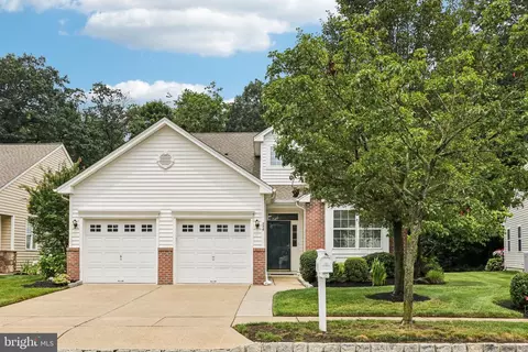 246 Night Hawk Cir, West Deptford, NJ 08086