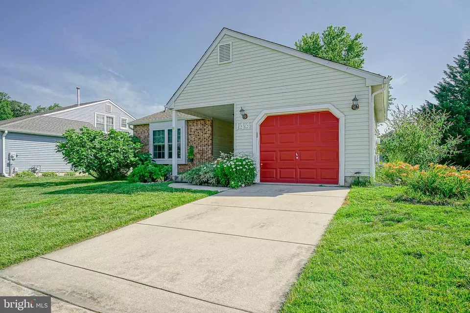 Exterior - 144 Lakebridge Dr, Deptford, NJ 08096 photo 4 of 4