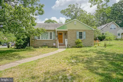 1114 Glassboro Rd, Woodbury Heights, NJ 08097