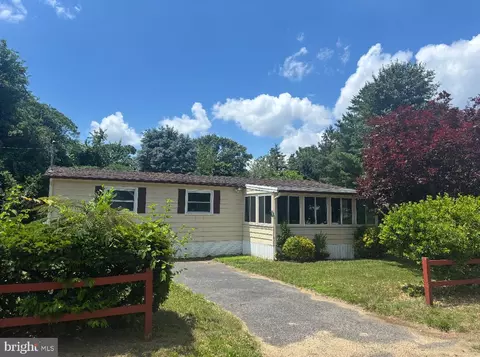 106 Firth Dr, Mantua, NJ 08051