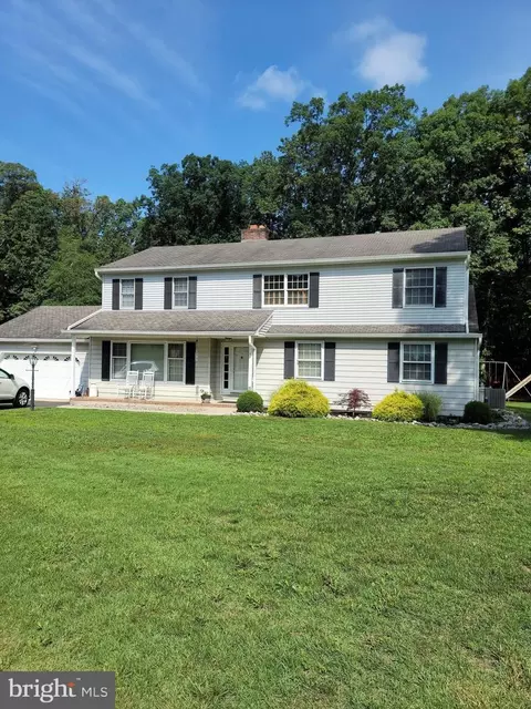 6 Sherwood Ct, Newfield, NJ 08344