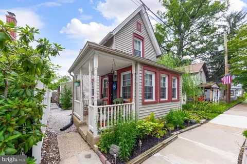 107 Seventh Ave, Pitman, NJ 08071
