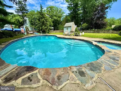 1138 Ollerton, West Deptford, NJ 08066