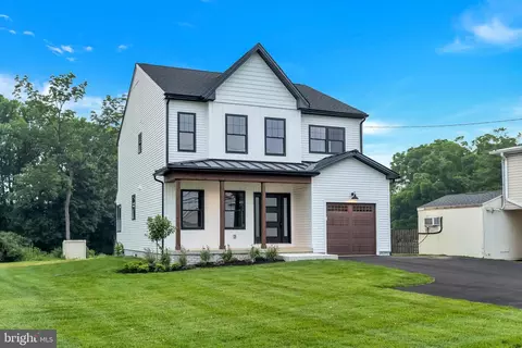 674 Main St, Sewell, NJ 08080