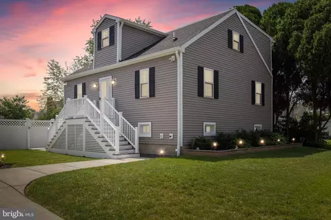 276 Morris Ave, West Deptford, NJ 08086