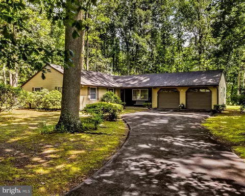 19 Miller Dr, Sewell, NJ 08080
