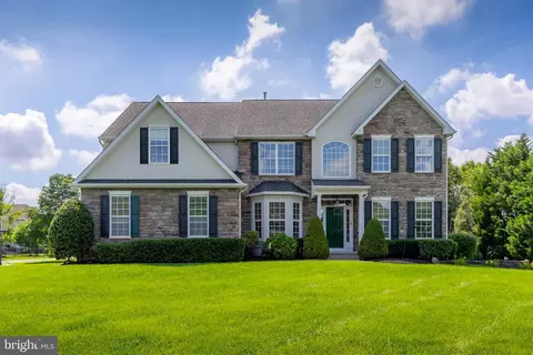 402 Nastasi Ct, Mullica Hill, NJ 08062