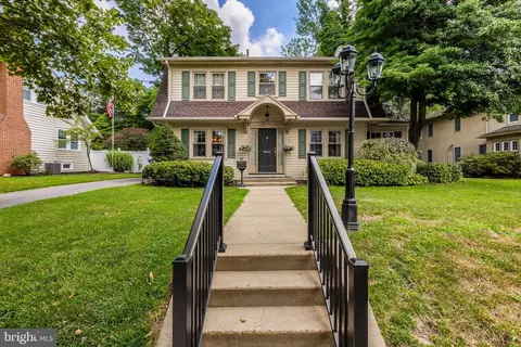 44 N American St, Woodbury, NJ 08096
