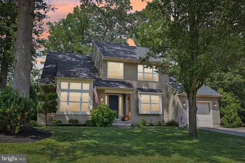 204 Creek Dr, Glassboro, NJ 08028