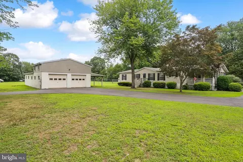 1850 York Ave, Williamstown, NJ 08094