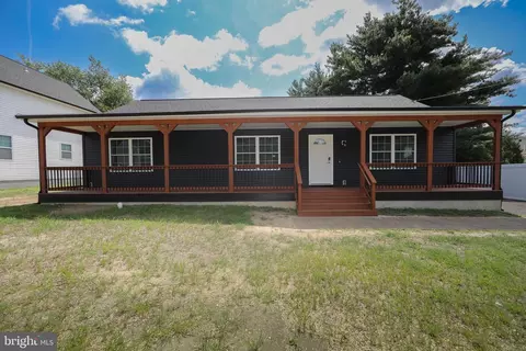 423 Sheridan Ave, Paulsboro, NJ 08066
