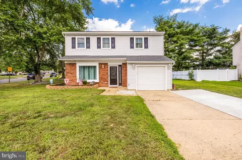 934 Hampton Way, Williamstown, NJ 08094