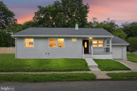 421 N Broad St, Clayton, NJ 08312