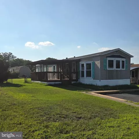 919 Blackberry Dr, Mullica Hill, NJ 08062