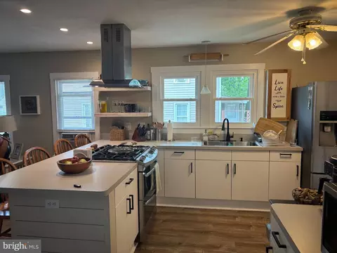 Kitchen - 416 Wesley Ave, Pitman, NJ 08071 photo 8 of 10
