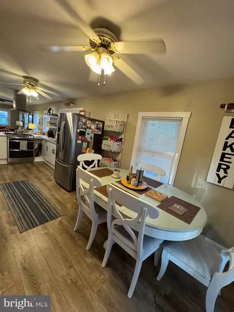 Dining - 416 Wesley Ave, Pitman, NJ 08071 photo 1 of 1