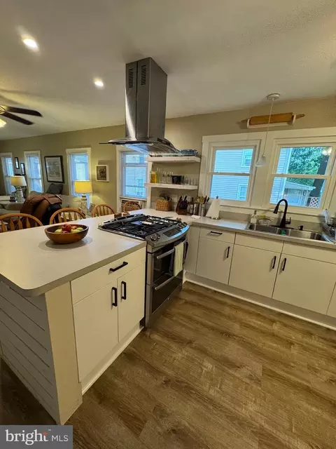 Kitchen - 416 Wesley Ave, Pitman, NJ 08071 photo 6 of 10
