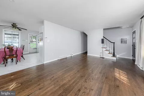 Living - 178 Esplanade Ave, Pitman, NJ 08071 photo 1 of 2