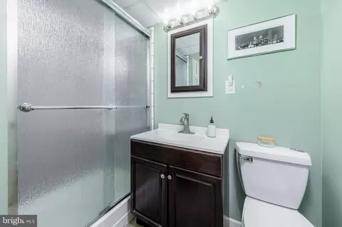 Bath - 178 Esplanade Ave, Pitman, NJ 08071 photo 3 of 3