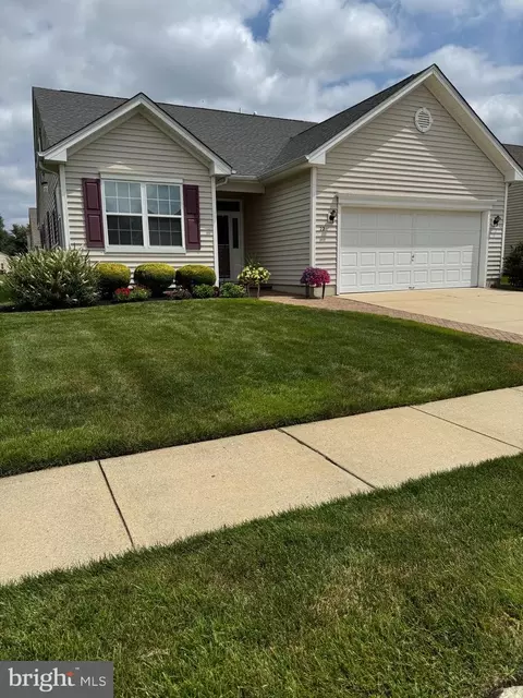 22 Pleasant Valley Dr, Sewell, NJ 08080