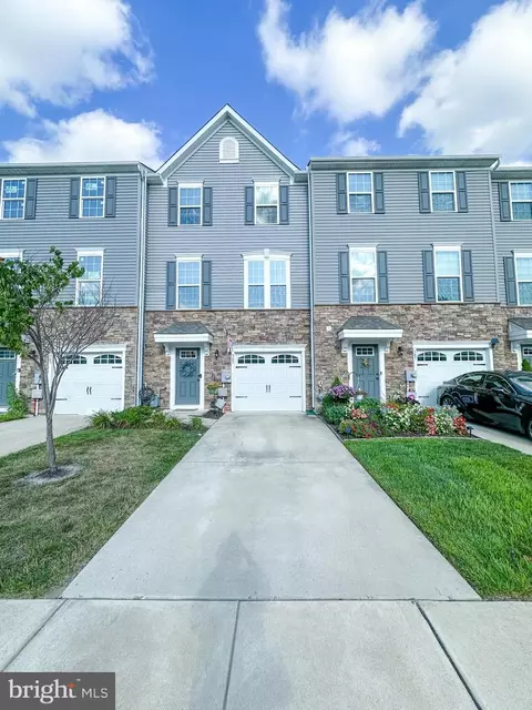 305 Pinnacle Pl, Sewell, NJ 08080