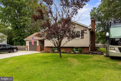 1174 Bennett Dr, Woodbury, NJ 08096