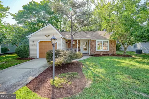 27 Niland Ln, Woodbury, NJ 08096