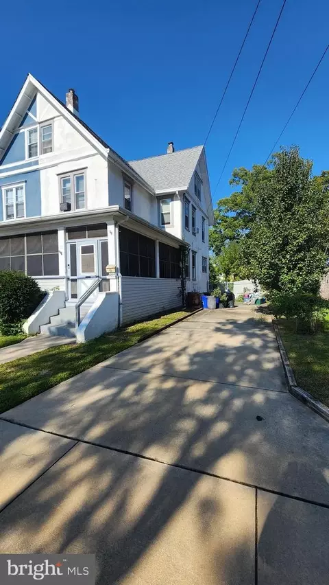125 S Davis St, Woodbury, NJ 08096