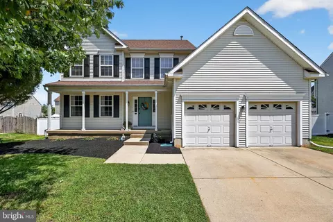 111 Holly Dr, Swedesboro, NJ 08085