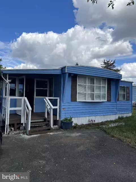 306 Oklahoma Ave, Williamstown, NJ 08094