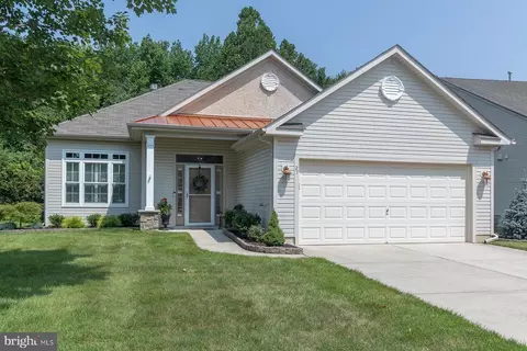 27 Lavender Ct, Sewell, NJ 08080