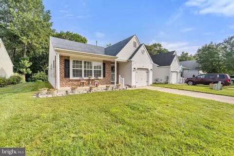 729 Trinidad Blvd, Williamstown, NJ 08094