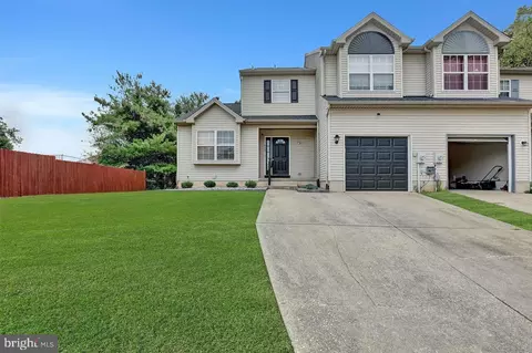508 Demoss Ct, Glassboro, NJ 08028