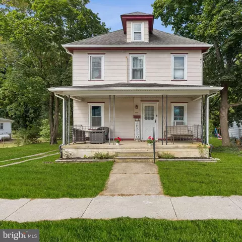 428 N Broad St, Clayton, NJ 08312