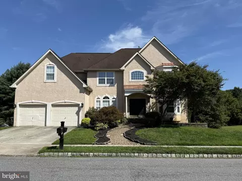 135 Juniper Ln, Swedesboro, NJ 08085