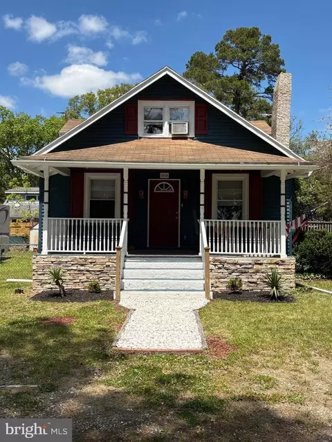 30 2nd St, Franklinville, NJ 08322