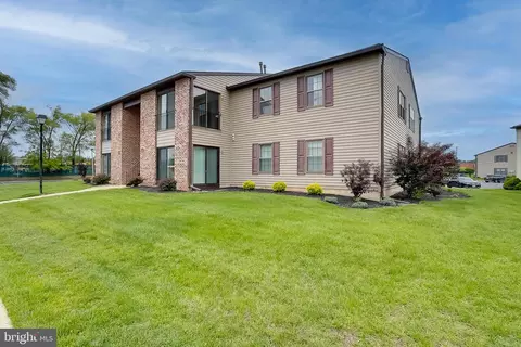 18 Kent Pl, Sewell, NJ 08080