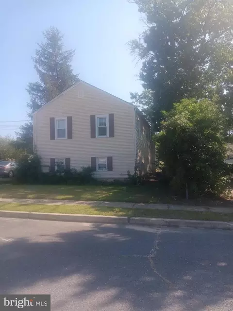 510 Princeton Ave, National Park, NJ 08063