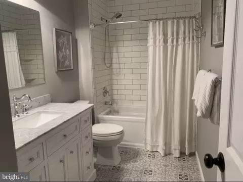Bath - 34 Clover Ridge Dr, Mickleton, NJ 08056 photo 1 of 2