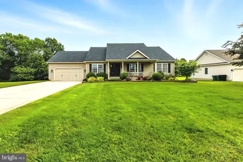 Exterior - 34 Clover Ridge Dr, Mickleton, NJ 08056 photo 2 of 6
