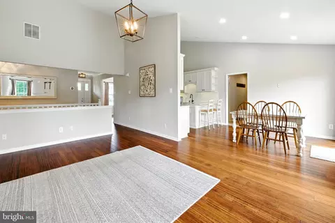 Entry Way - 34 Clover Ridge Dr, Mickleton, NJ 08056 photo 4 of 4