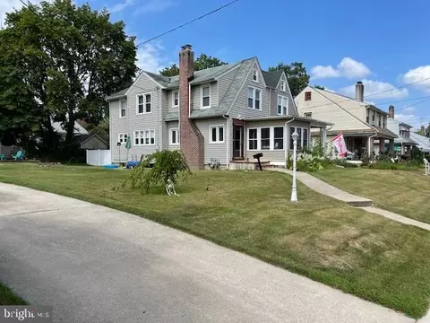 Exterior - 32 Linden Ave, Pitman, NJ 08071 photo 1 of 4