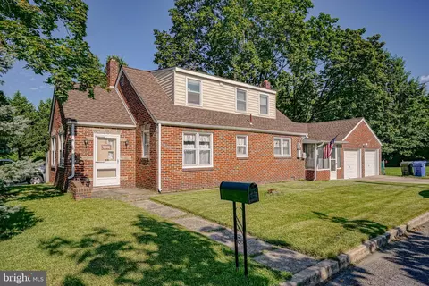 197 Morris Ave, West Deptford, NJ 08086