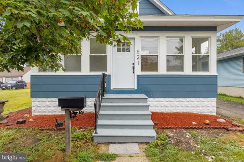 621 Highland Ave, Westville, NJ 08093