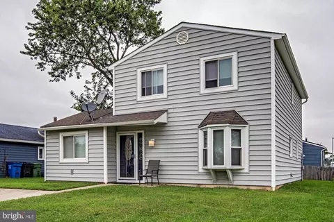 13 Sweet Bay Ln, Swedesboro, NJ 08085