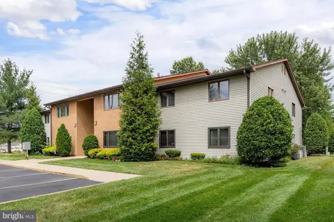 445 Locust Ave #5102, Pitman, NJ 08071
