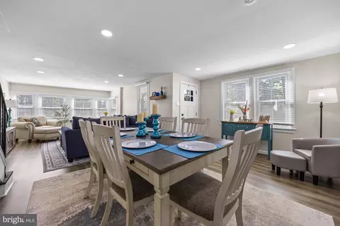 Dining - 103 9th Ave, Pitman, NJ 08071 photo 2 of 3